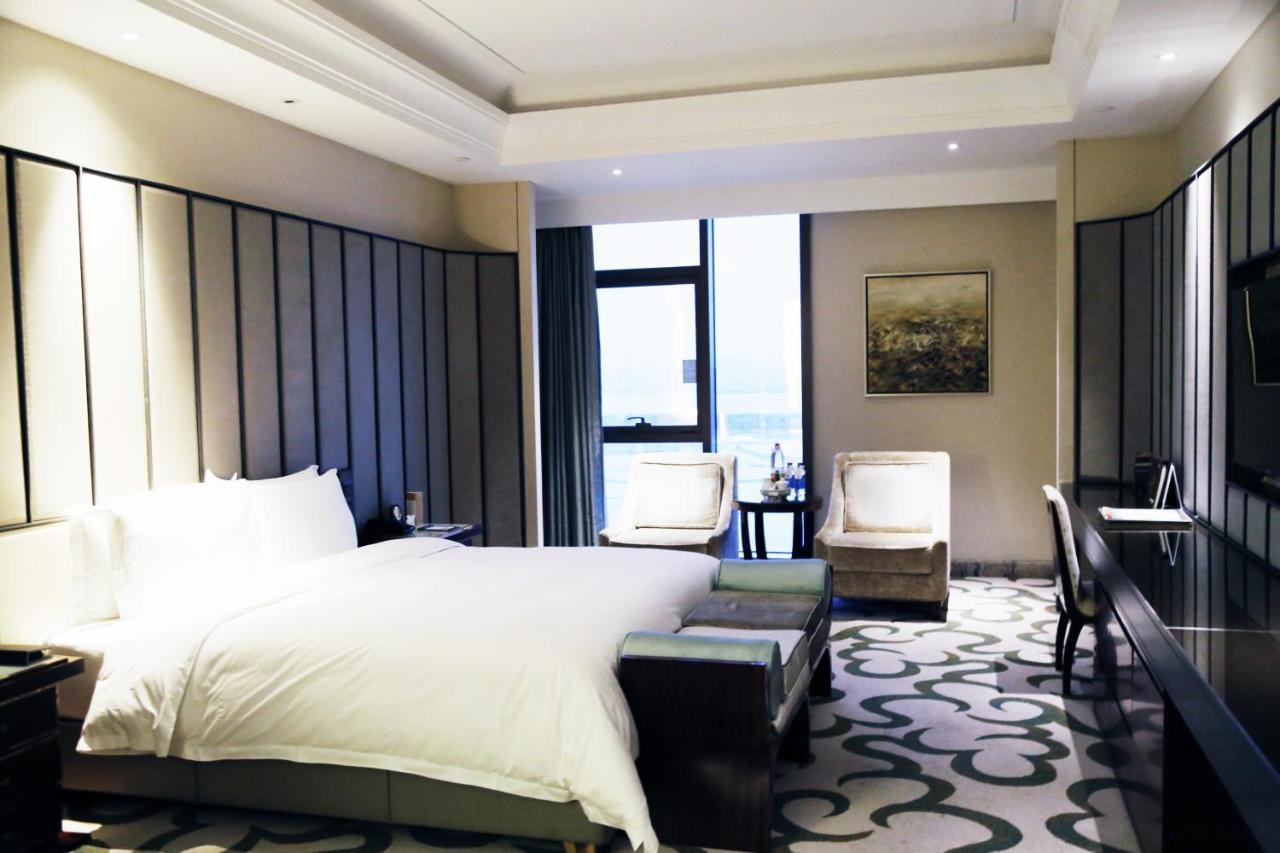 Royal Seaside Hotel And Hot Springs Xiamen Buitenkant foto