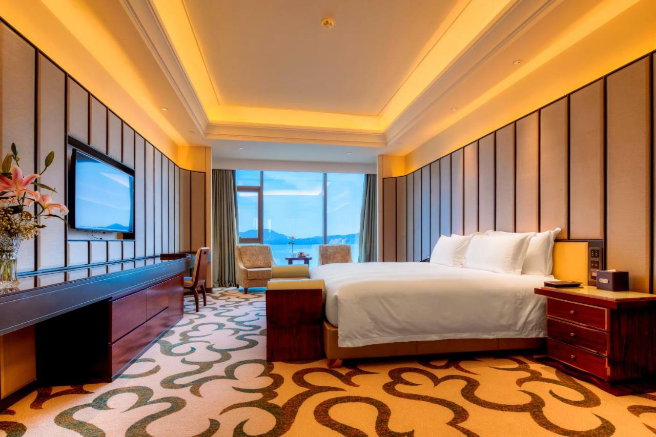 Royal Seaside Hotel And Hot Springs Xiamen Buitenkant foto
